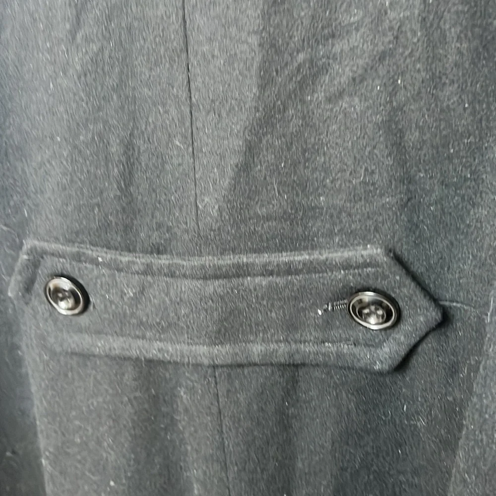 Classy Black Giacca Coat with Faux Fur Collar - Picture 6 of 7